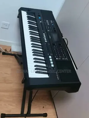 Yamaha Keyboard PSR E483