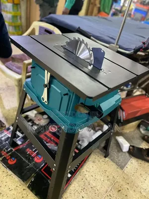 Table Saw Machine