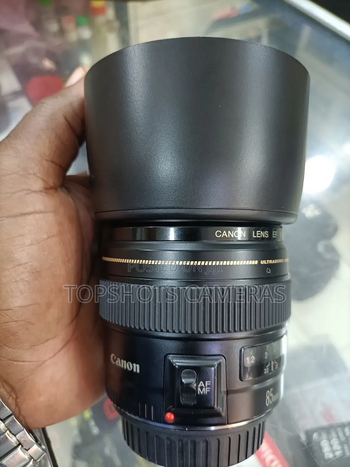 Canon Ef 85mm Lens