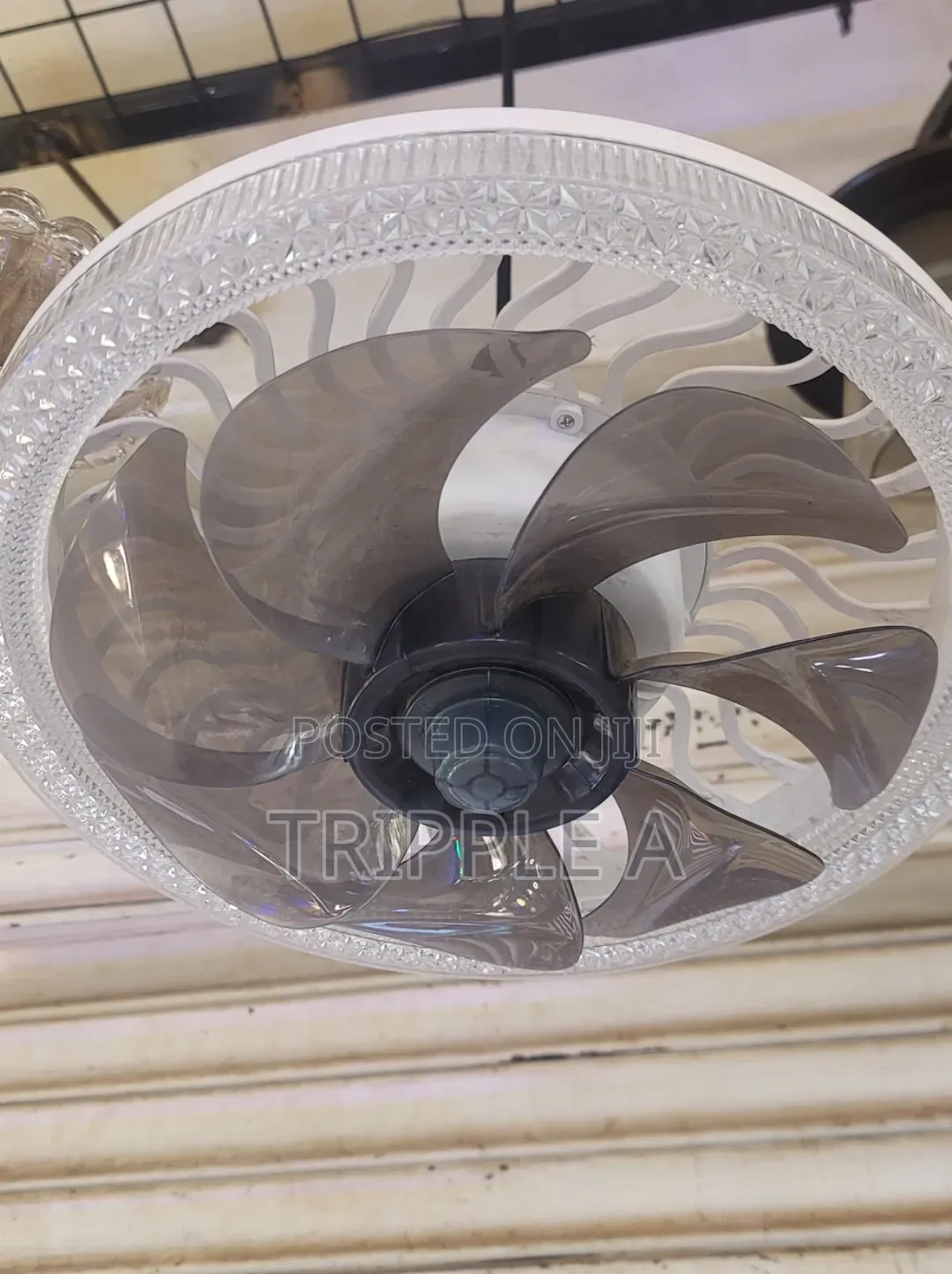 E27 Socket Fan Light With Remote