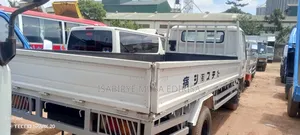 Canter Track 4d33 Engine 3.0