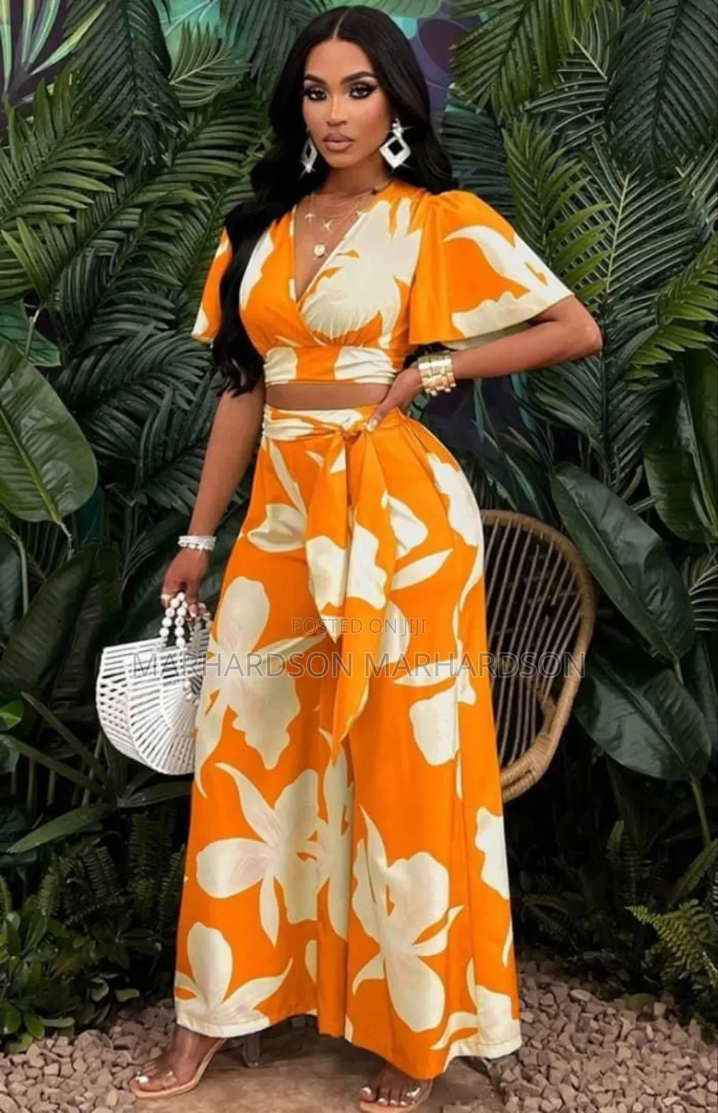 Floral Women 2pic