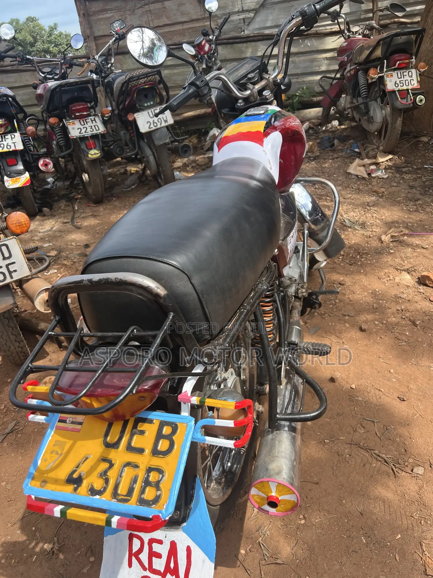 Bajaj Boxer 100 2020 Red