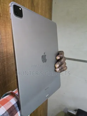 Apple iPad Pro 11 (2022) 128 GB Gray