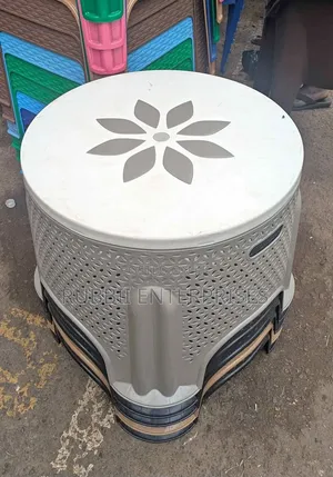 Plastic Foral Table
