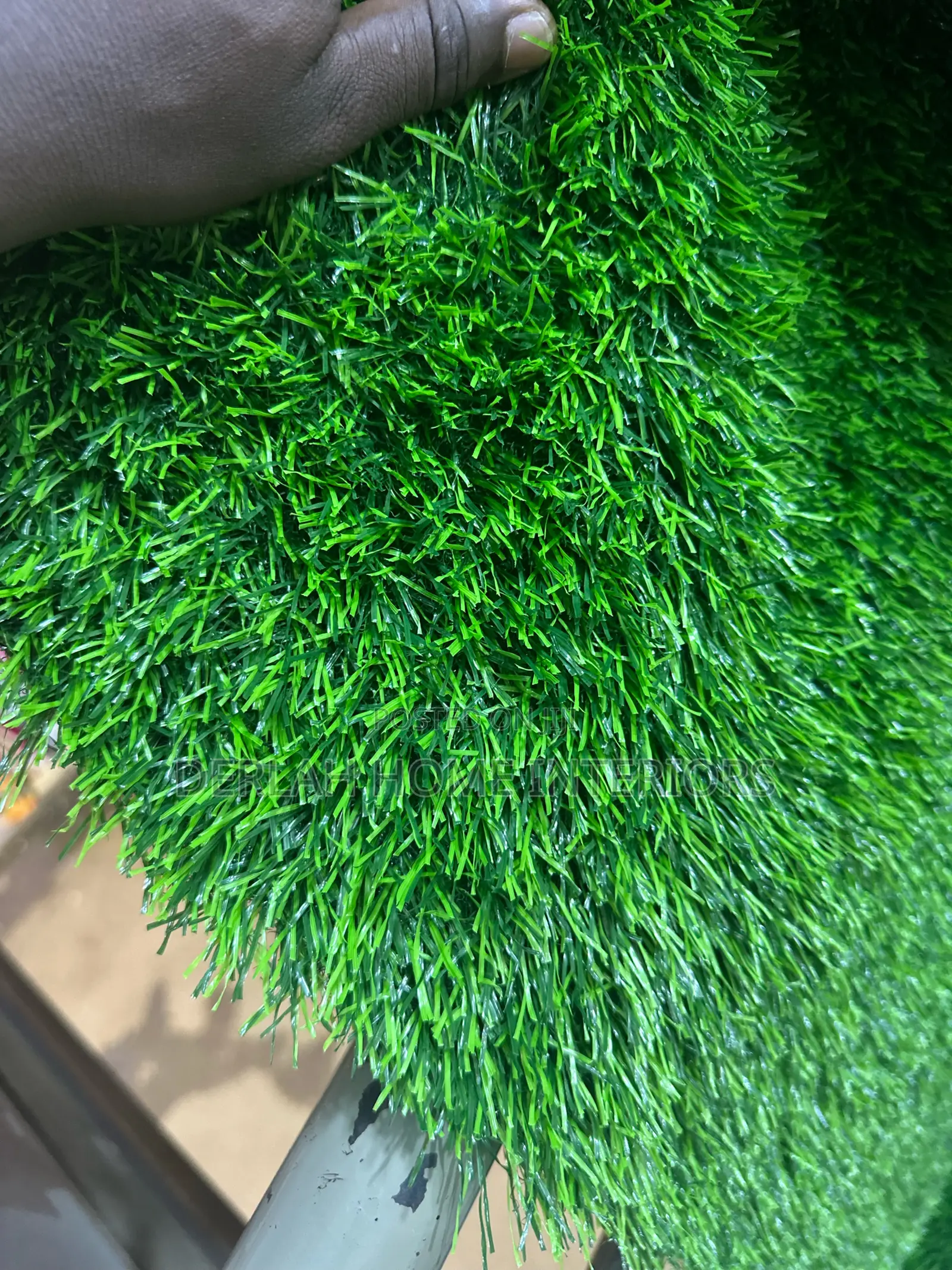 New Quality Artificial Grass ( Dark Green )And Climbing Plants