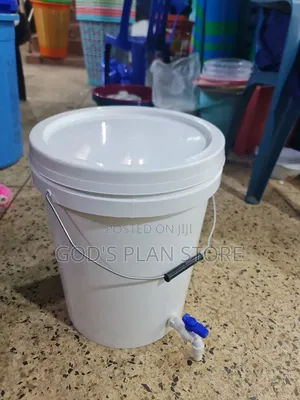 Plastic Empty Bucket With the Tap Plastic Bucket With the Tap 20litres