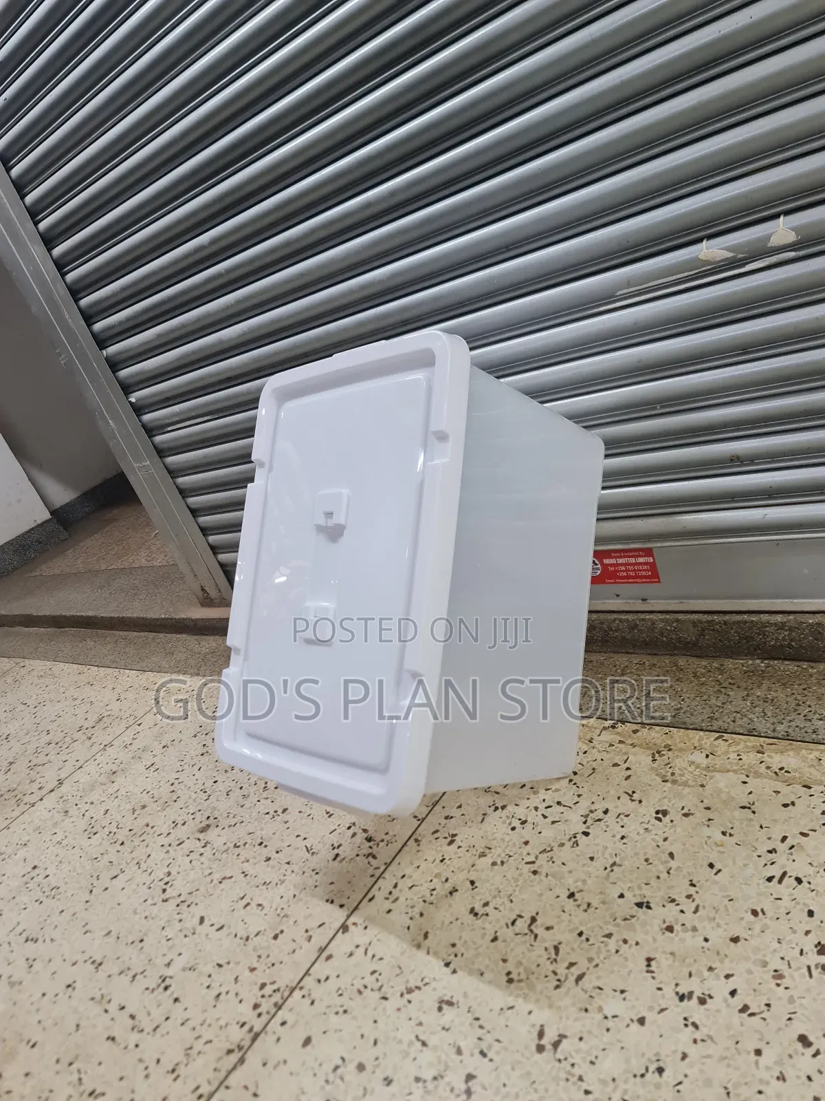 White Cover Plastic Storage Boxes Plastic Storage Boxes 60litres