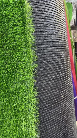Heavy-Duty Artificial Turf Carpet for Outdoor Spaces