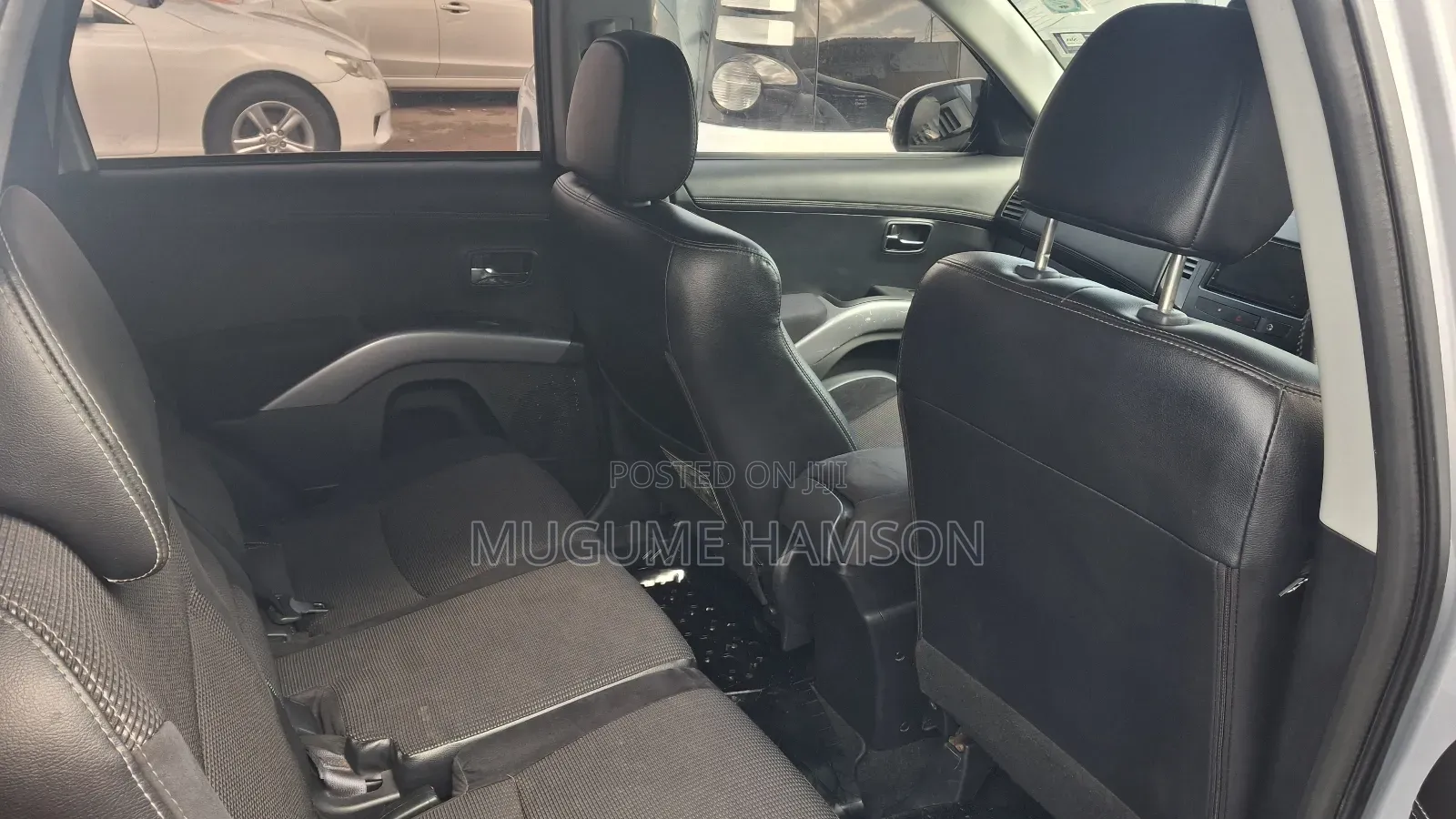 Mitsubishi Outlander 2010 Silver