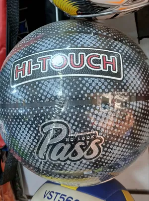 Hi-Touch "No Look Pass" Basketball Size 7