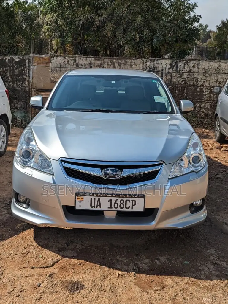 Subaru Legacy 2012 Silver