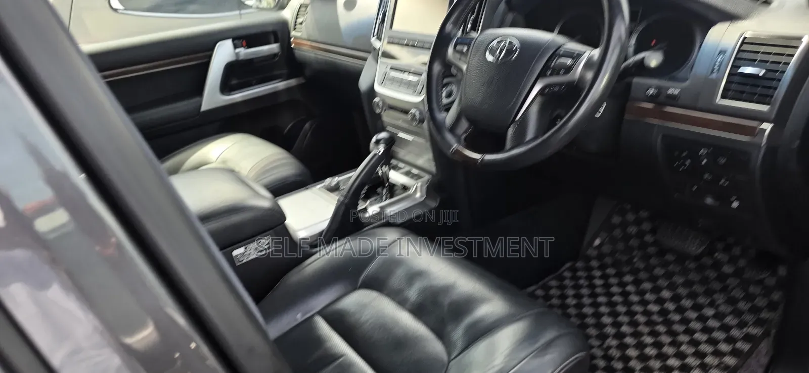 Toyota Land Cruiser 2017 Gray