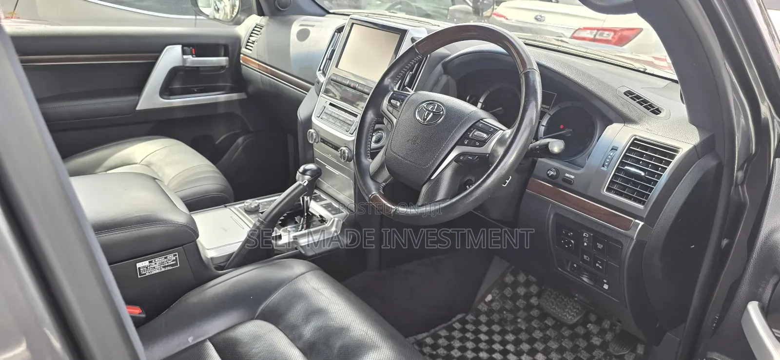 Toyota Land Cruiser 2017 Gray