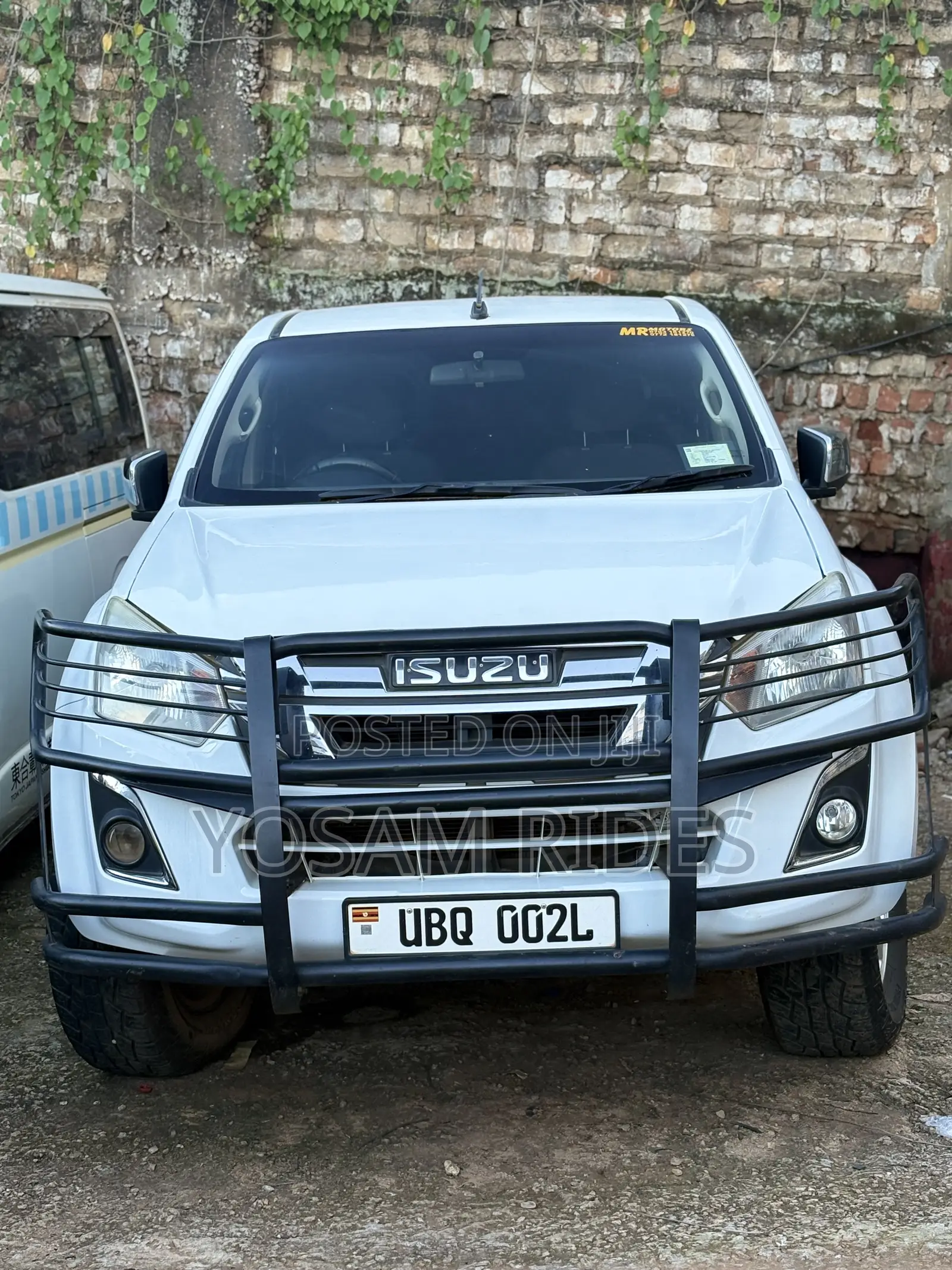 Isuzu D-MAX 2014 White