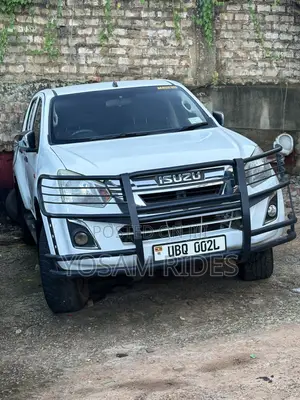 Isuzu D-MAX 2014 White