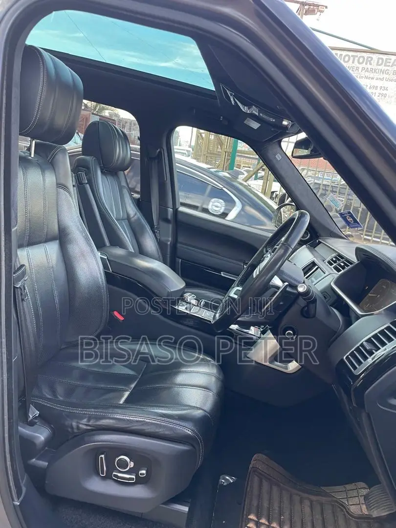 Land Rover Range Rover Vogue 2016 Gray