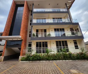 3bdrm Apartment in Muyenga, Central Division for rent