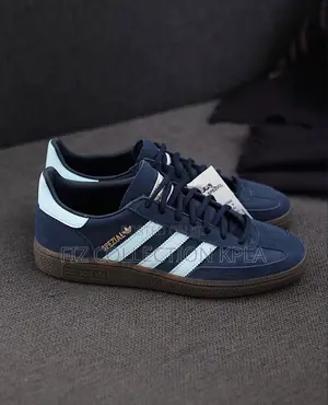 Midnight Court Spezial Navy