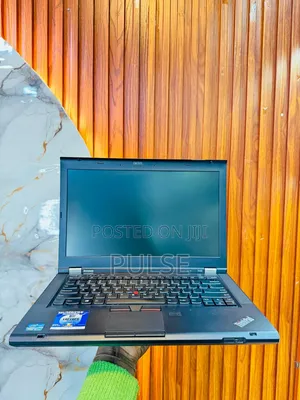 Laptop Lenovo ThinkPad T430 4GB Intel Core i5 HDD 500GB