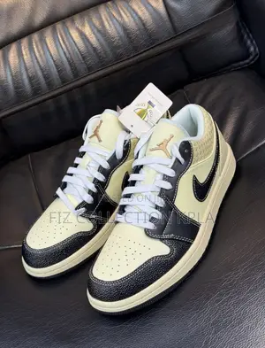 Street Olive Classic