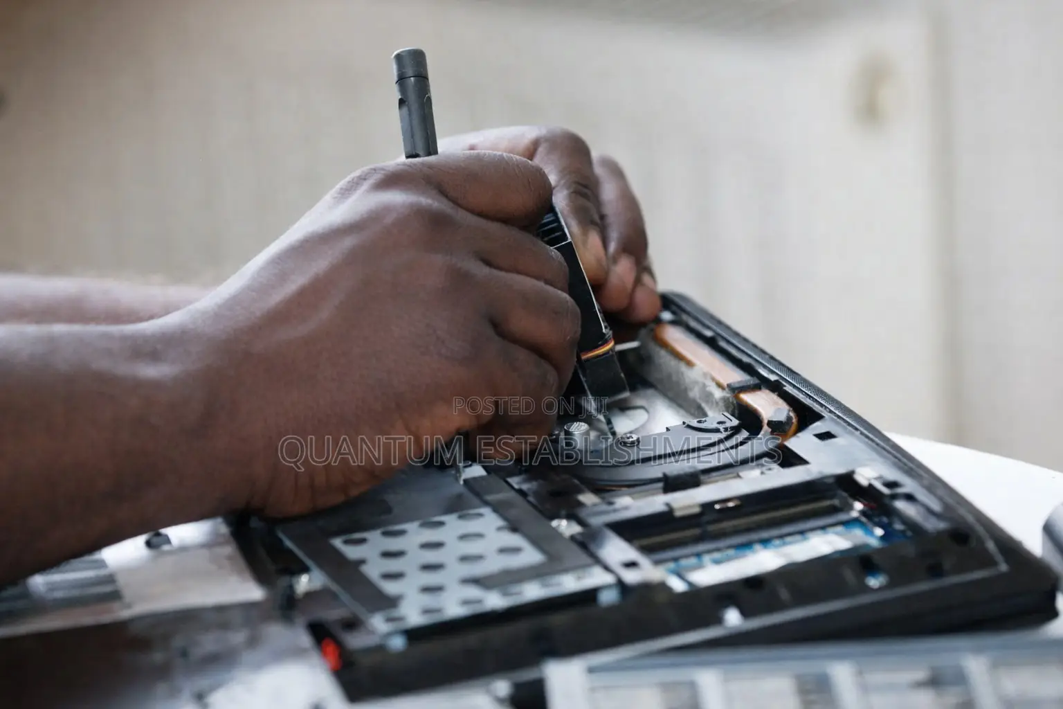 Computer Repair, Hardware Fix and Maintenance | Service