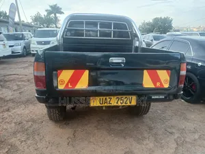 Toyota Hilux 1999 Gray