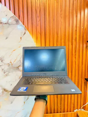 Laptop Dell Latitude 3490 8GB Intel Core i5 SSD 140GB