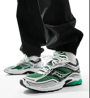 Unisex Saucony Progid Omni 9 Trainer Sneakers