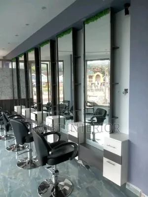Saloon Fitters 987