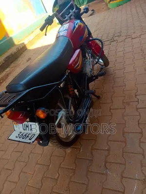 Bajaj CT 125X 2025 Red