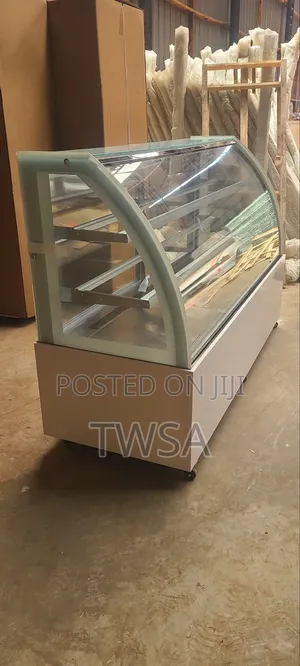 Curved Refrigerated Bakery Display Case