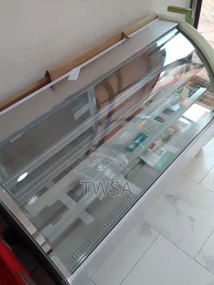Refrigerated Bakery Display Case