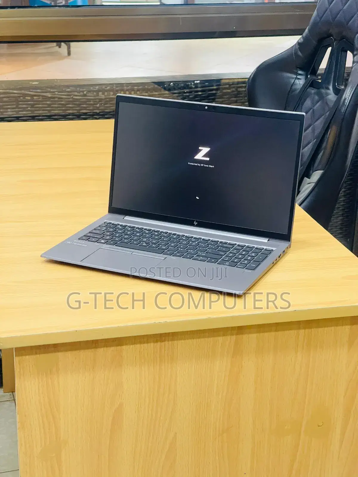 New Laptop HP ZBook Firefly 15 G7 16GB Intel Core i7 SSD 512GB