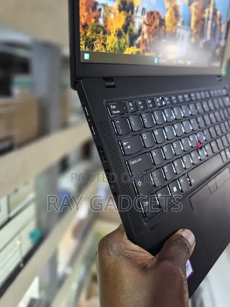 Laptop Lenovo ThinkPad T14 8GB Intel Core Ultra 7 SSD 256GB
