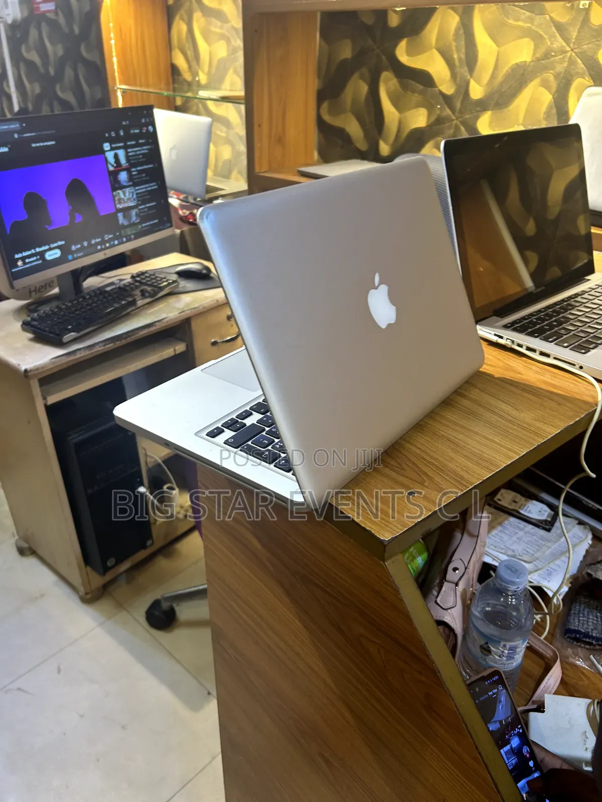 Laptop Apple MacBook Pro 4GB Intel Core i5 HDD 500GB