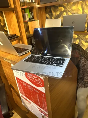 Laptop Apple MacBook Pro 4GB Intel Core i5 HDD 500GB