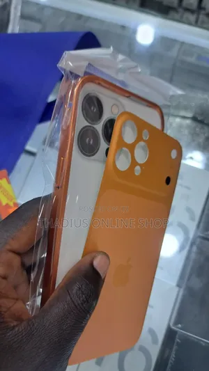 iPhone 14 Pro to iPhone 17 Pro Metal Frame Case Changer