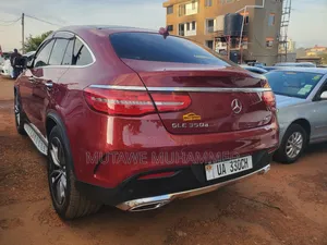 Mercedes-Benz GLE-Class 2016 Red