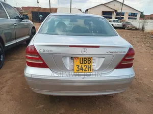 Mercedes-Benz C200 2004 Silver