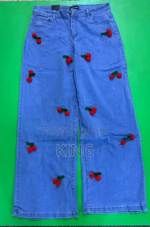 Comfy Denim Essentials Womens Jeans