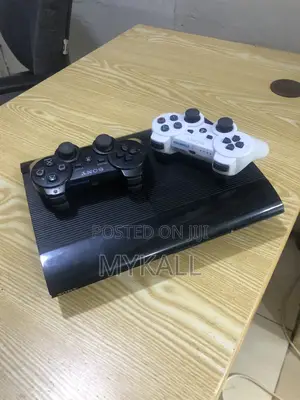 Ps3 Super Slim, 2controllers, 20 Games