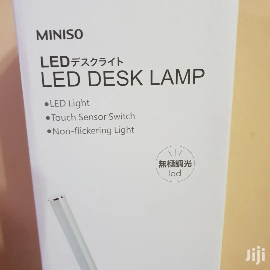 Japan Modern Rechargeable LED Desk Lamp
