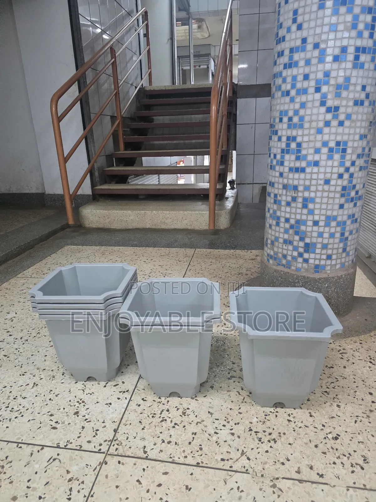Flower Pots Flower Pots