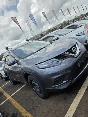 Nissan X-Trail 2017 Gray