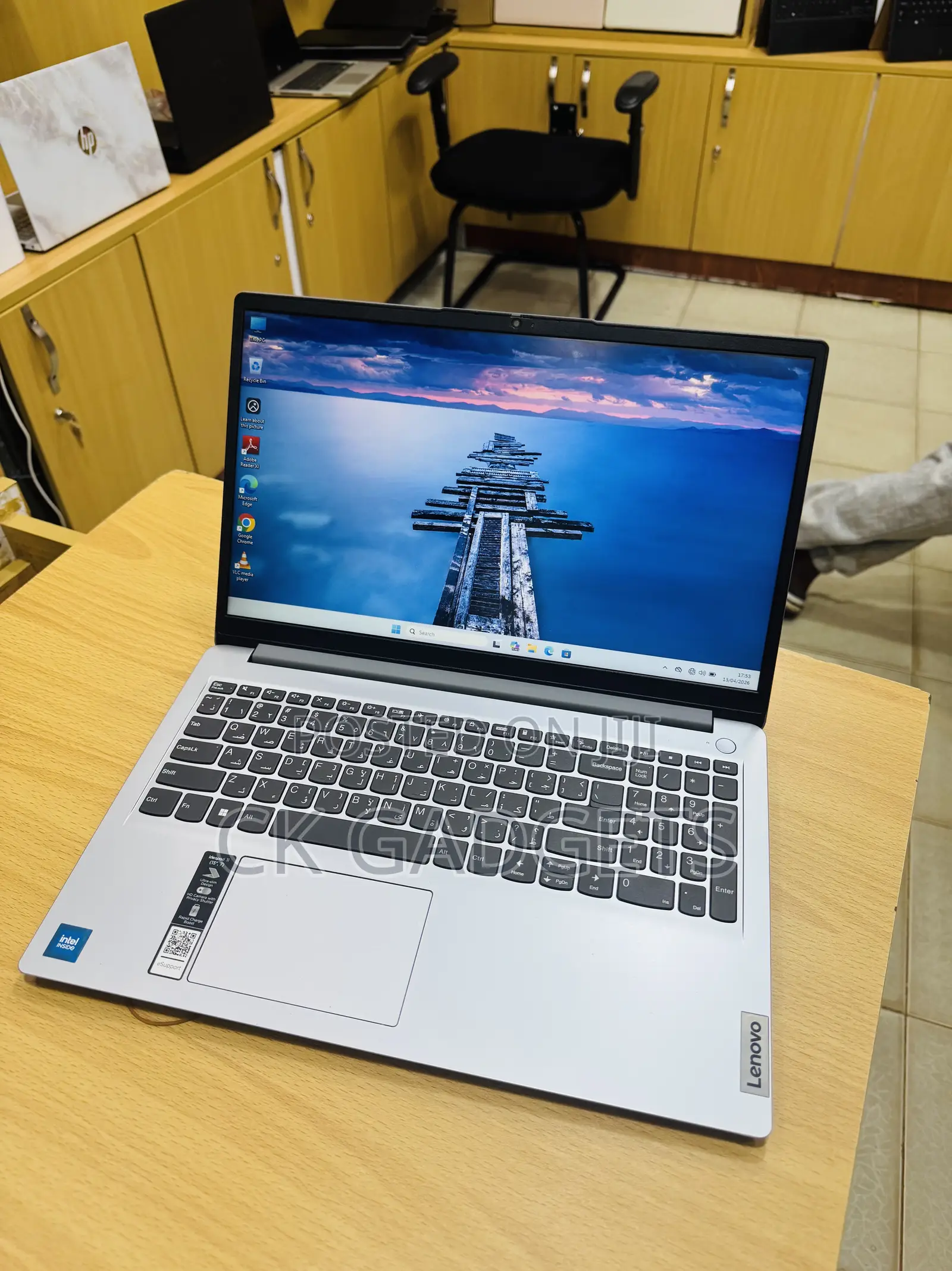 New Laptop Lenovo Ideapad 3 4GB Intel Core i5 SSD 256GB