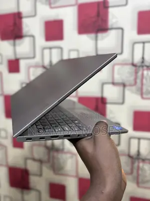Laptop Lenovo ThinkBook 15s Gen 2 8GB Intel Core i5 HDD+SSD 512GB