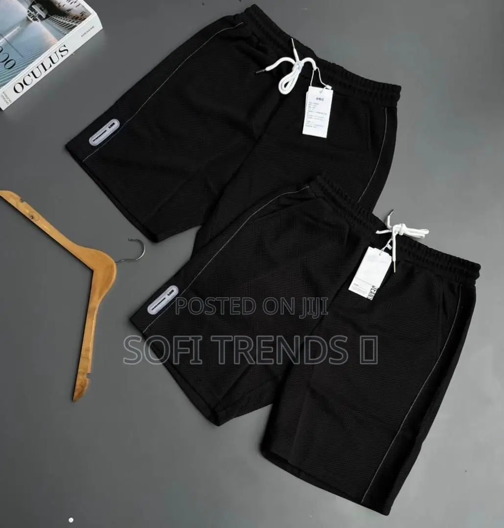 Gents Pocketed Shorts