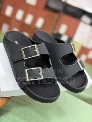 Gent’S Original Sandles