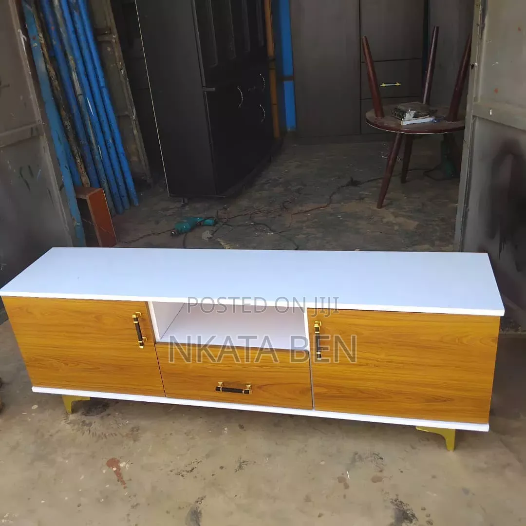 Simple Tv Stand